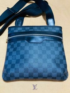 【美品】ルイ・ヴィトン ダミエ・グラフィット トマス N58028 LOUIS VUITTON