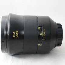 ☆実用品☆ Carl Zeiss 単焦点レンズ Otus 1.4/85 ZE フルサイズ対応 831858 OTUS1.4/85ZE ツァイス オータス 85mm F1.4 キヤノン #1908_画像5