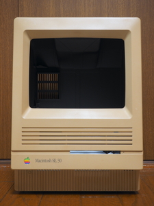 Apple Macintosh SE/30 ケースのみ ジャンク品2