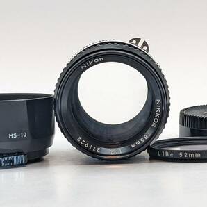 ★実用美品★ Nikon ニコン Ai 85ｍｍ F2 単焦点 オールドレンズ ★ 純正フード付き #1464の画像1