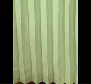 【新品・未使用】ニトリ　防炎遮光カーテン　グリーン　黄緑