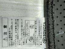 TOYOTAトヨタ 200系 ランドクルーザー 純正 フロアマット 運転席 助手席_画像4