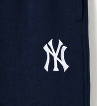 即決 MLB ニューヨーク・ヤンキース メンズスウェットパンツ【LL】新品タグ付き 2L_画像4