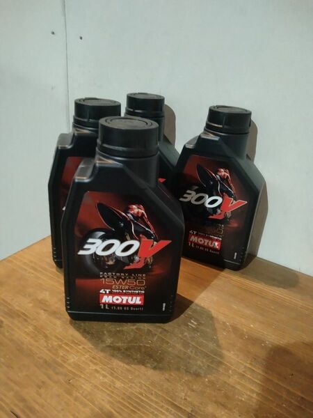 MOTUL モチュール 300V FACTORY LINE 4L 15w-50