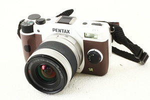 極上品◆Pentaxペンタックス Q7 ズームレンズキット◆ミラーレス一眼/A3175