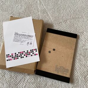 hide フォトスタンド