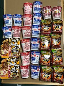 クノール　海鮮チゲスープ4食入り×8袋=32食あっさりおいしいカップヌードル3種類18個　ごつ盛りソース焼きそば2個