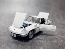 1/18 オートアート　マツダ コスモスポーツ ホワイト ロータリー MAZDA Cosmo Sport autoart_画像2