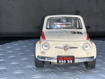 FIAT ABARTH 1/18フィアット アバルト695SS 1963年ROAD Signature 製中古_画像3