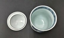 1円～スタート【美品】有田焼 蓋付き湯呑 2種セット・華山萬右衛門 染錦 唐人と紅葉文・幸山窯 染付 四君子☆昭和レトロ【保管品】_画像7