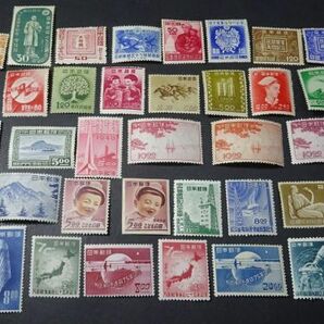 ◆◇戦後１９４０年代発行記念切手３７種ＮＨ◇◆の画像1