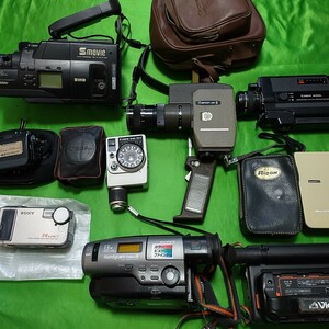 ビデオカメラ まとめて SONY ハンディーカム 8ミリ/Canon ZOOM 8/Canon 310XL/DIAL 35-2/RICOH MITE 88E/CCCD-CR1 ジャンク 管A-3(KO)　　
