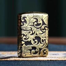 1円 未使用 ZIPPO 唐草彫刻 喫煙グッズ ジッポー 6面刻印 オイルライター 真鍮製 新品 ゴールドX黒_画像2