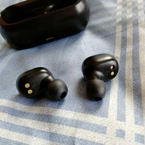 QCY model:T1 bluetooth接続 充電式 ワイヤレスイヤホン 充電 音出し確認済 個人出品 定形外可 中古 現状 の画像3