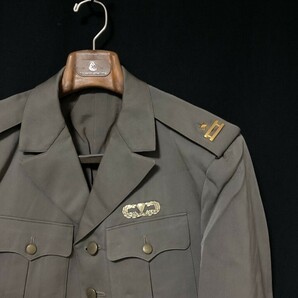 ◆昭和 自衛隊 制服 TOWA 東和衣料産業 日本陸軍 上着 旧型部隊章付き 級章付の画像3
