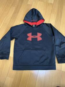 UNDER ARMOUR