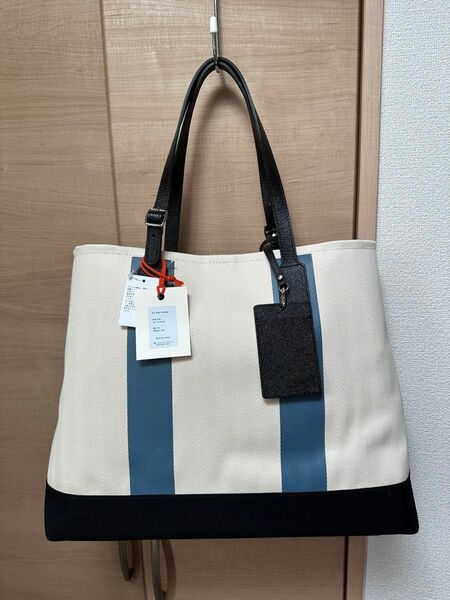 TELA EX LARGE TOTE (TWO LINE PRINT)