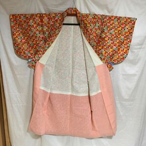 銘仙 袷 着物 絹 女性和装 和服 リメイク材料 生地取り ハンドメイド 古布 の画像4