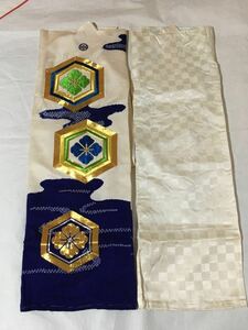 男の子着物と長襦袢のセット　紋付　絞り　刺繍　男児和装　和服　リメイク材料　古布　ハンドメイド　生地取り　七五三 鶴柄