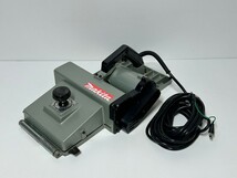 MAKITA／ マキタ　 電動カンナ　 電動工具　一尺カンナ　 KP310　312mm カンナ　100V 15A 50-60 Hz　1460W 動作確認済み!_画像2