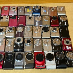 Nikon 、Casio、 Sony、 LUMIX EXILIM、 RICOH、 FIJIfilm 、OLMPUS、PENTAX、 デジタルカメラ、 コンパクトデジタルカメラ 70個まとめの画像2