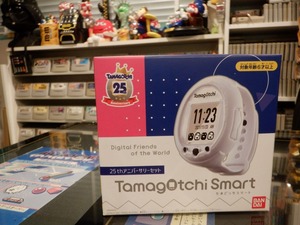 たまごっち　たまごっちスマート　25th アニバーサリーセット　新品未開封　tamagotchi BANDAI Smart