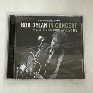 新品！PJZ-806A: BOB DYLAN - TARGET CENTER, MINNEAPOLIS [ボブ・ディラン]