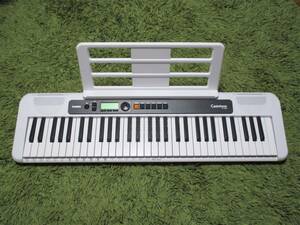 used beautiful goods / working properly goods /CASIO CT-S200/61 keyboard / option pedal SP-3*AC adaptor attached 