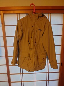 patagonia イスマスパーカ xsサイズ ベージュ