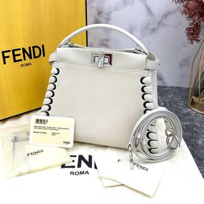 【極上美品】FENDI フェンディ ミニピーカーブー 2way ショルダー、ハンドバッグ（シリアル有り）【元箱類付属品多数】の画像1