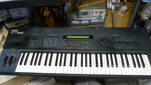 YAMAHA MUSIC SYNTHESIZER SY85 専用ハードケース キーボードスタンド(2台マウント可) 3点セット