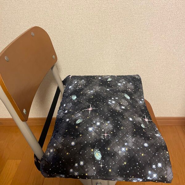 防災頭巾カバー 座布団用 ゴム替え可 長方形 黒銀河