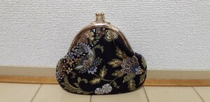 ☆送料込☆廃盤☆ハンドメイド☆黒色花柄☆がま口コインケース☆小銭入れ☆