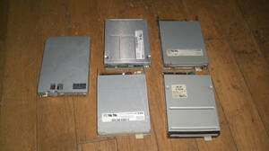  Junk PC-98 3.5 дюймовый FDD FD1231T2 шт.,FD1148T 1 шт.,SONY MPF520F 1 шт.,CITIZEN0SD-U 1 шт. всего 5 шт. комплект 