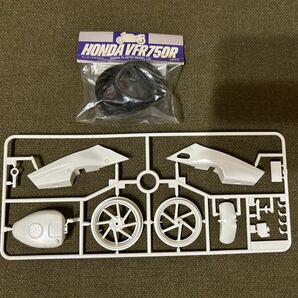 【1/12】タミヤ ホンダ VFR750R RC30 未使用品 プラモデルの画像9