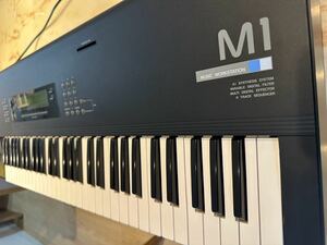 KORG M1 純正ハードケース　状態良好