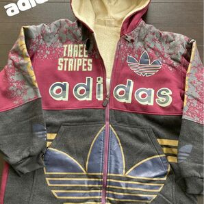 大きめサイズ　adidasパーカー　　　　　　　ヴィンテージ 