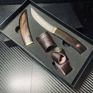 高級木製 短刀 和風ナイフ ダマスカス 鋼製 木鞘ナイフ 和式ナイフ 伝統工芸 日本刀型 124g ケース無し