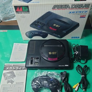 MD メガドライブ本体 16-BIT HAA-2510 コントローラー アダプター ケーブル付属 動作確認済 MEGA DRIVE セガ SEGA 外箱説明書ハガキ付の画像1