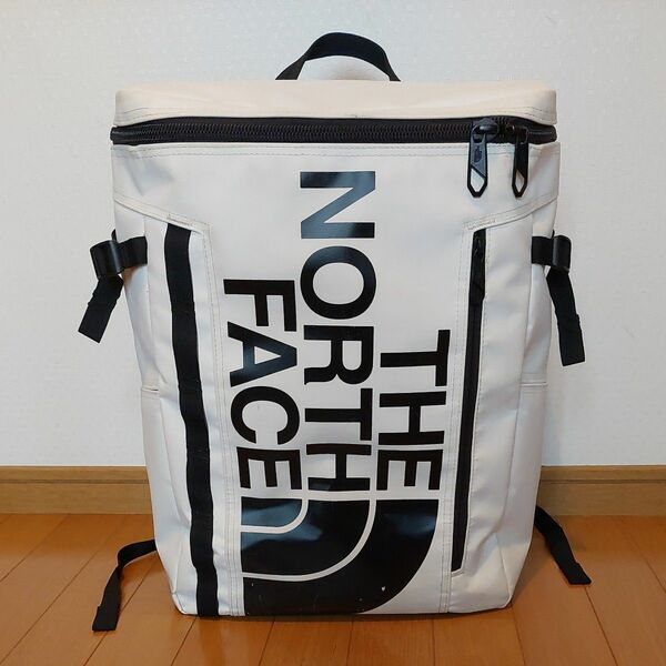 THE NORTH FACE ヒューズボックス ３０L ホワイト リュック デイパック