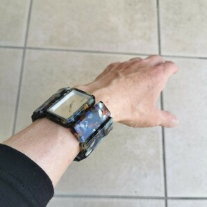 ニクソン ジュレっぽい柄のブレスレット腕時計 レディースの画像2