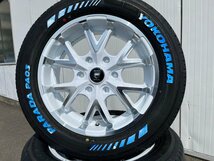 車検対応!! 17インチ 6.5j+35 新品 タイヤホイール4本セット 215/60R17 ホワイトレター 深リム ハイエース レジアスエース ブラックマンバ_画像4