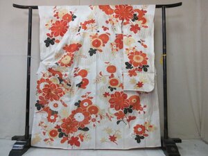 1円 良品 正絹 着物 振袖 縮緬 卒業 入学 白 アンティーク 金駒刺繍 菊 楓 草花 高級 袷 身丈159cm 裄65cm【夢職】★★