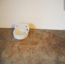 希少 ドイツ ヴィンテージ 陶器製 カップホルダー ボトルホルダー壁棚ウォールシェルフ工業系 シャビー古道具ミッドセンチュリー小物フック_画像1