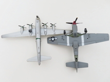 Q02 完成品 ジャンク アメリカ軍 戦闘機 爆撃機 4機まとめ B-24J リベレーター b-29 P-51B マスタング B-17 タミヤ ハセガワ ミニクラフト _画像5