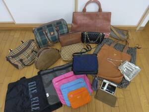 バッグ　まとめ　Borbonese　ArnoldPalmer　BURBERRYS　MARIOVALENTINO　GLOMESH　LANVIN　COMO DESIGN　他　19点★ｈ1030