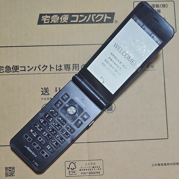 富士通 arrows ケータイ F-05G ブラック docomo SIMフリー SIMロック解除済み ガラホ ガラケー 携帯