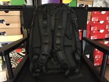 新品同様 F.C.Real Bristol URBAN NEWERA BACKPACK バックパック　リュック カバン　soph fcrb ニューエラ_画像2