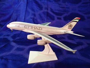 エアバスA380-800 エティハド航空　1/400 ドラゴン製　キズ無しの美品