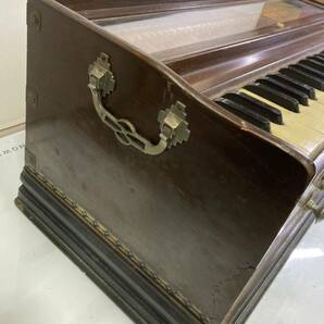希少 レア品 ハルモニウム Harmonium 世界たった一つのオーダーメイト品 ピアノ 海外楽器 42鍵 動作品の画像6